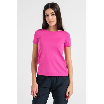 Tricou pentru trekking si drumetii