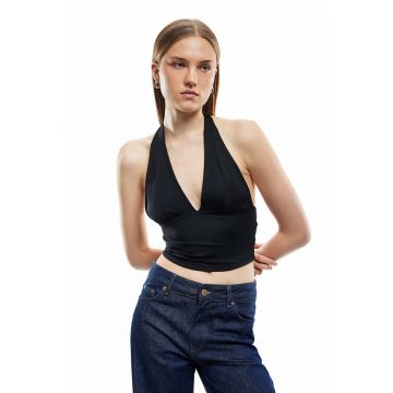 Top crop halter