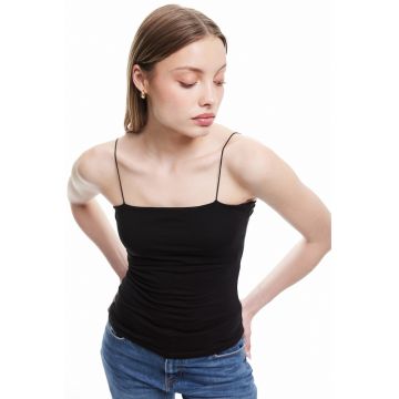 Top slim fit cu bretele subtiri