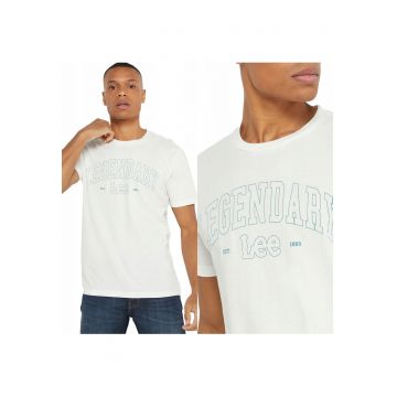 Tricou Barbati -  Legendary Tee - Regular Fit - Cu Logo - Moale - Confortabil - 100% Bumbac - Respirabil - Ideal Pentru Zi Cu Zi - Usor De Intretinut - Marimea L - Bej