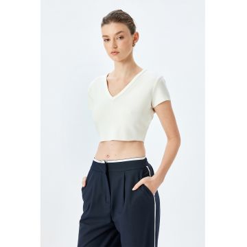 Tricou cu decolteu inV