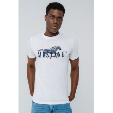 Tricou cu decolteu la baza gatului si imprimeu logo