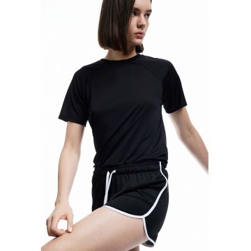 Tricou cu decolteu rotund