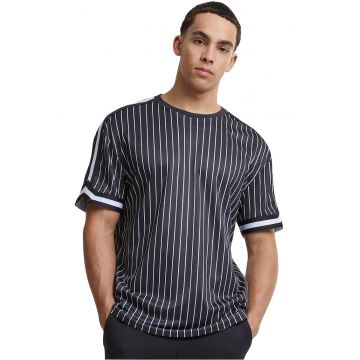 Tricou in dungi cu decolteu la baza gatului