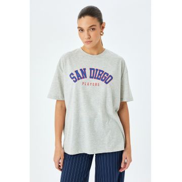 Tricou supradimensionat cu imprimeu