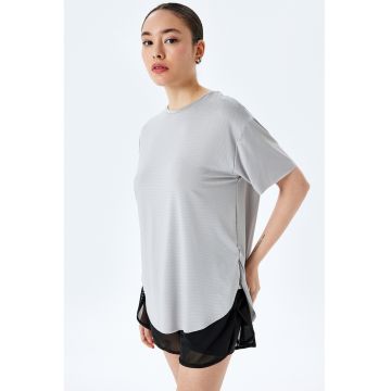 Tricou texturat cu decolteu rotund