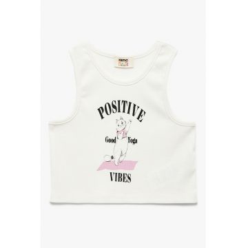 Top crop cu imprimeu text si grafic