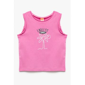 Tricou cu decolteu la baza gatului si design tropical
