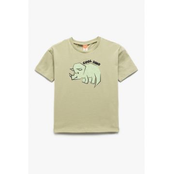 Tricou cu decolteu la baza gatului si imprimeu grafic