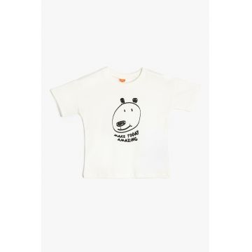 Tricou cu decolteu la baza gatului si imprimeu grafic