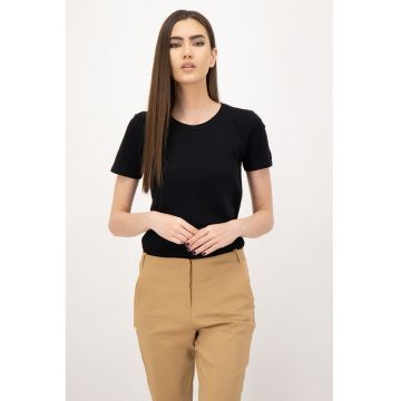 Tricou cu decolteu rotund