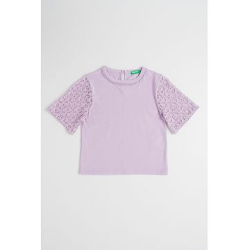 Tricou cu maneci din dantela florala