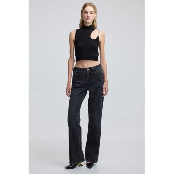 Top crop cu decupaj