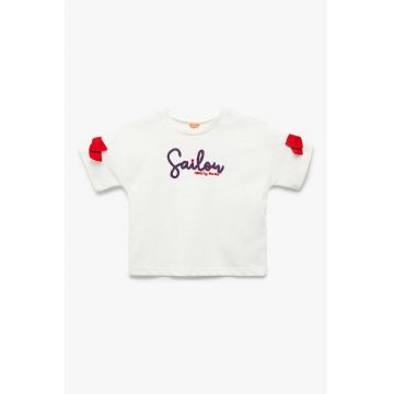 Tricou din bumbac cu text bridat si funde