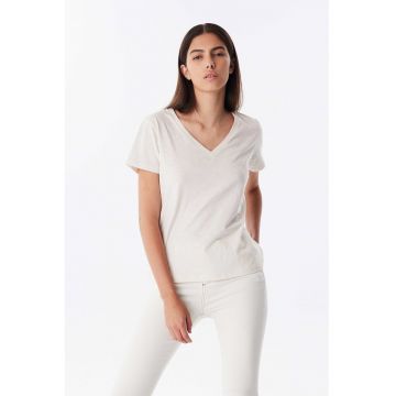 Tricou lejer cu decolteu in V
