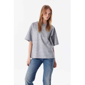 Tricou lejer cu maneci cazute