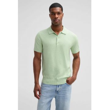 Tricou regular fit polo cu inchidere prin nasturi
