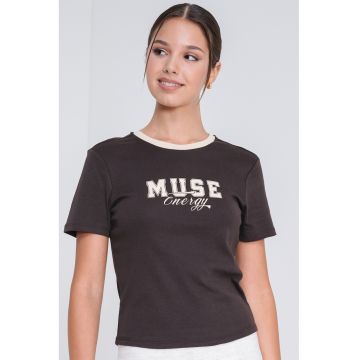 Tricou de bumbac organic cu imprimeu text Bina