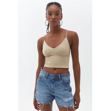 Top crop cu bretele inguste