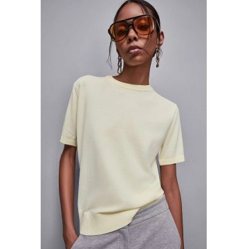 Tricou cu guler rotund 1K1007 K318