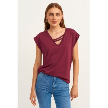 Tricou din amestec de modal cu decolteu in V