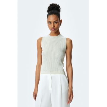 Top striat cu aspect stralucitor