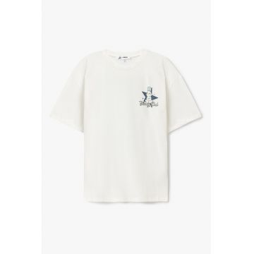 Tricou cu decolteu la baza gatului si imprimeu