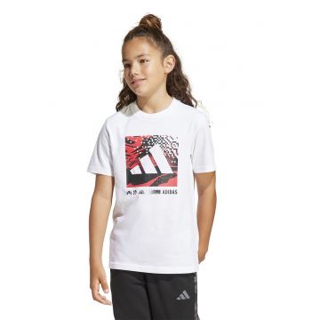 Tricou cu decolteu la baza gatului si imprimeu