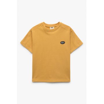 Tricou din bumbac cu decolteu la baza gatului