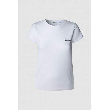 Tricou cu decolteu la baza gatului si logo brodat