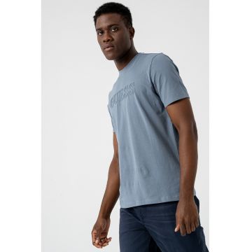 Tricou cu logo in relief - pentru antrenament