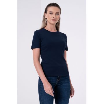 Tricou din bumbac cu decolteu la baza gatului