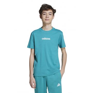 Tricou cu decolteu la baza gatului si logo pe piept