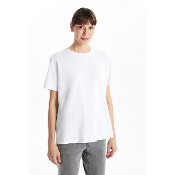 Tricou de bumbac cu decolteu la baza gatului