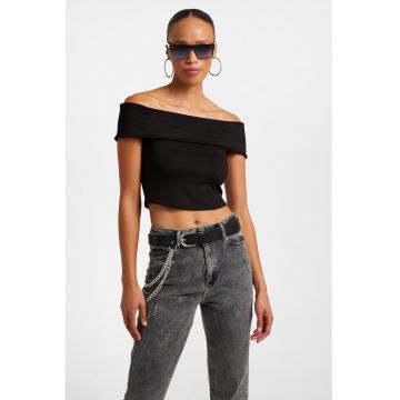 Bluza crop cu decolteu pe umeri