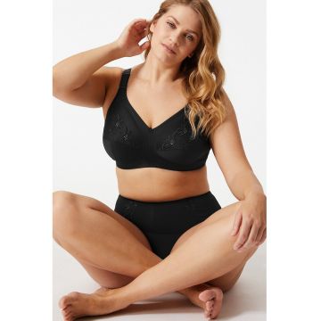 Sutien cu acoperire completa si sustinere sporita