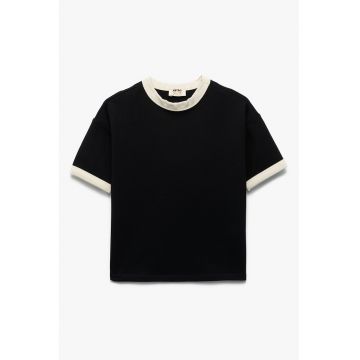 Tricou cu garnituri contrastante