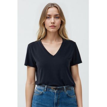 Tricou din amestec de modal cu decolteu in V