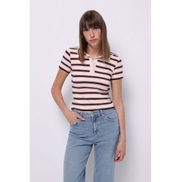 Tricou polo cu dungi