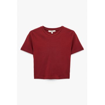 Tricou slim fit cu decolteu la baza gatului
