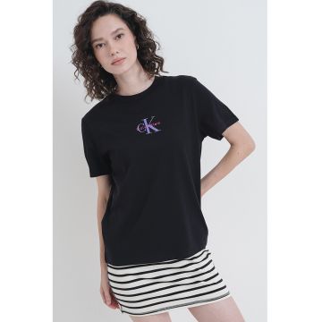 Tricou cu decolteu la baza gatului si imprimeu