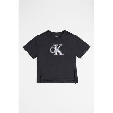 Tricou cu decolteu la baza gatului si imprimeu logo