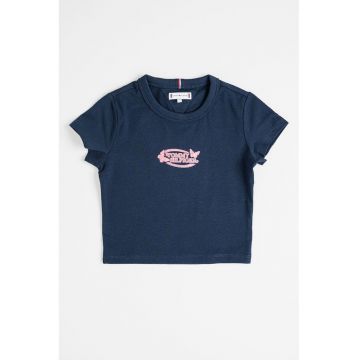 Tricou cu decolteu la baza gatului si imprimeu logo