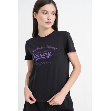 Tricou cu imprimeu text