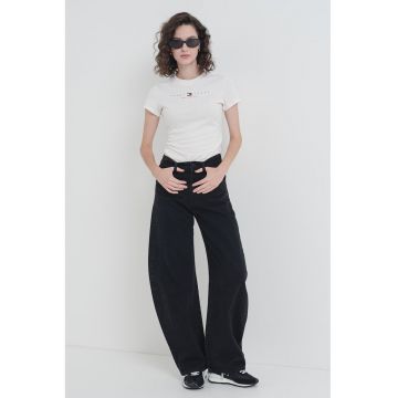 Tricou slim fit din bumbac