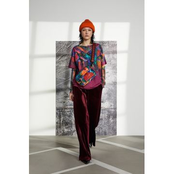 Medicine tricou culoarea violet
