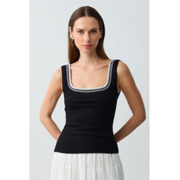 Top slim-fit din amestec de bumbac