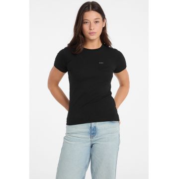 Tricou cu buzunar pe piept