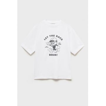 Tricou cu decolteu la baza gatului
