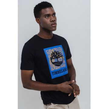 Tricou cu decolteu la baza gatului si imprimeu contrastant